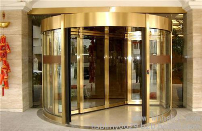 旋轉(zhuǎn)門(mén)價(jià)格與選擇指南——以漢斯博朗門(mén)業(yè)黃陂工業(yè)門(mén)為例